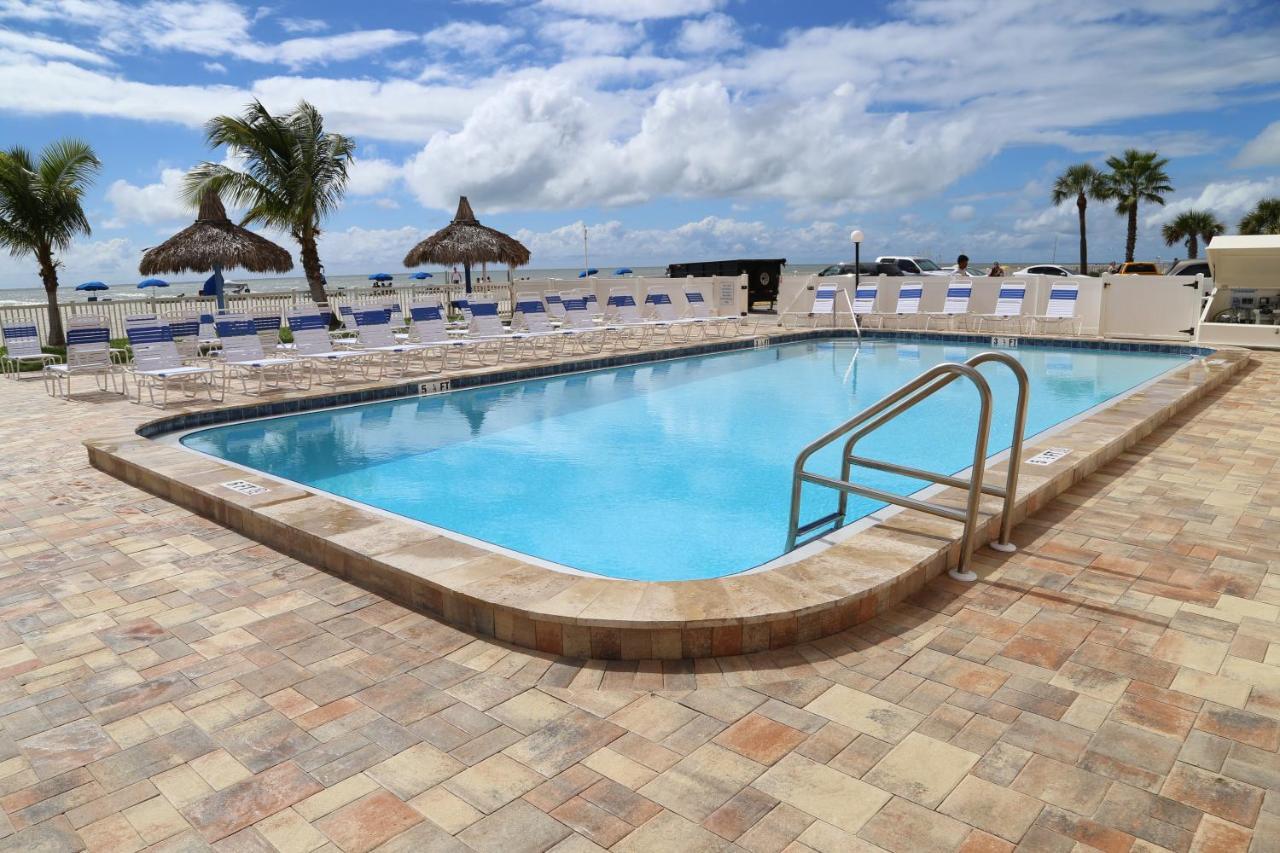 407 Beach Place Condos St. Pete Beach Bagian luar foto